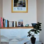 Les Cimaises Du Couvent * Beaune (Cote d'Or)