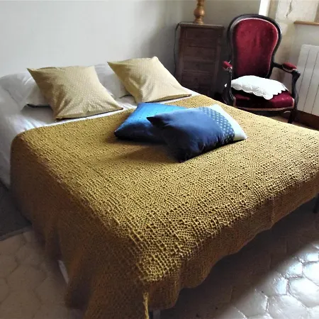 Les Cimaises Du Couvent