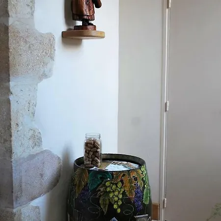 Les Cimaises Du Couvent