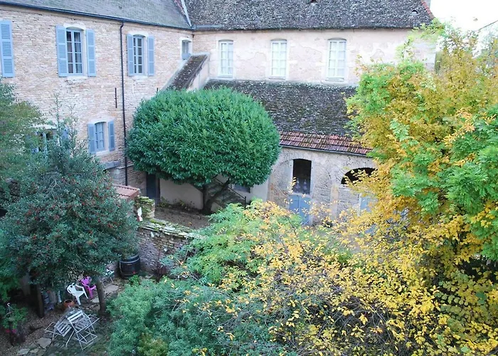 Les Cimaises Du Couvent Beaune (Cote d'Or)