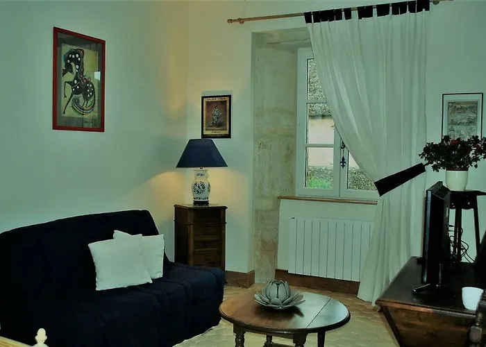 Les Cimaises Du Couvent Apartment